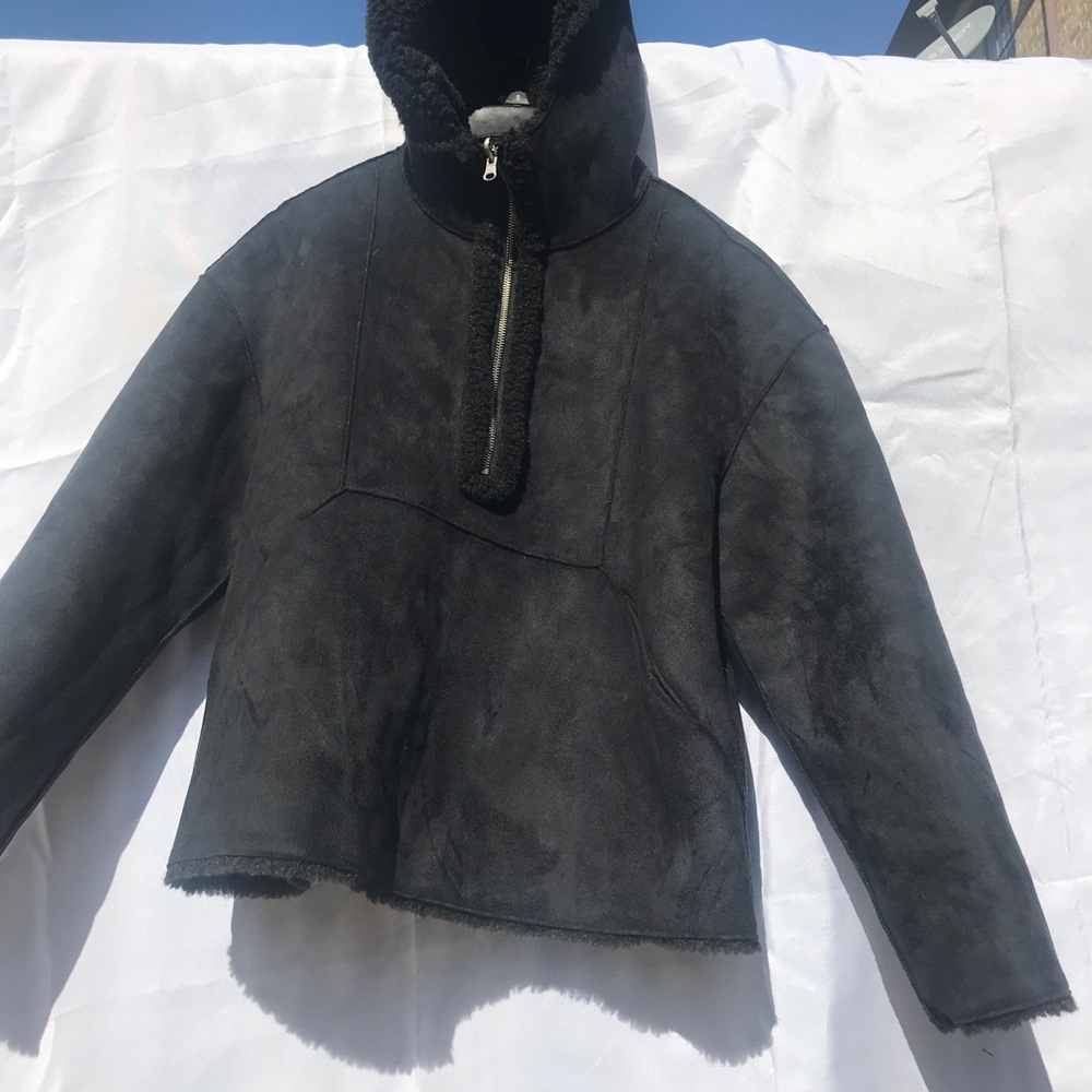 Super Warm Pullover Teddy in Black